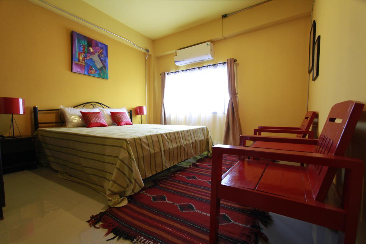 Chez Pom Hotel Csiangmaj Kültér fotó