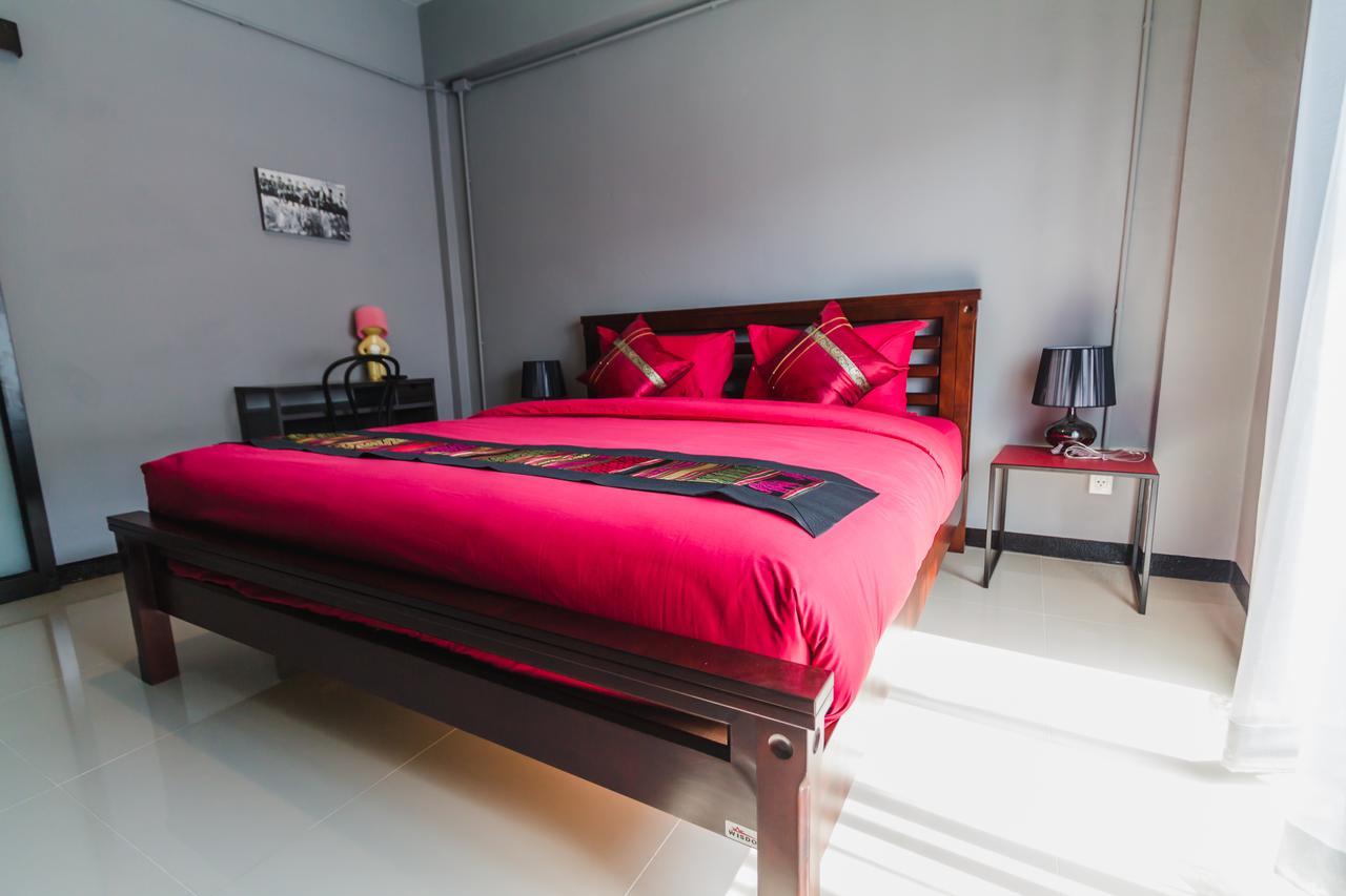 Chez Pom Hotel Csiangmaj Kültér fotó