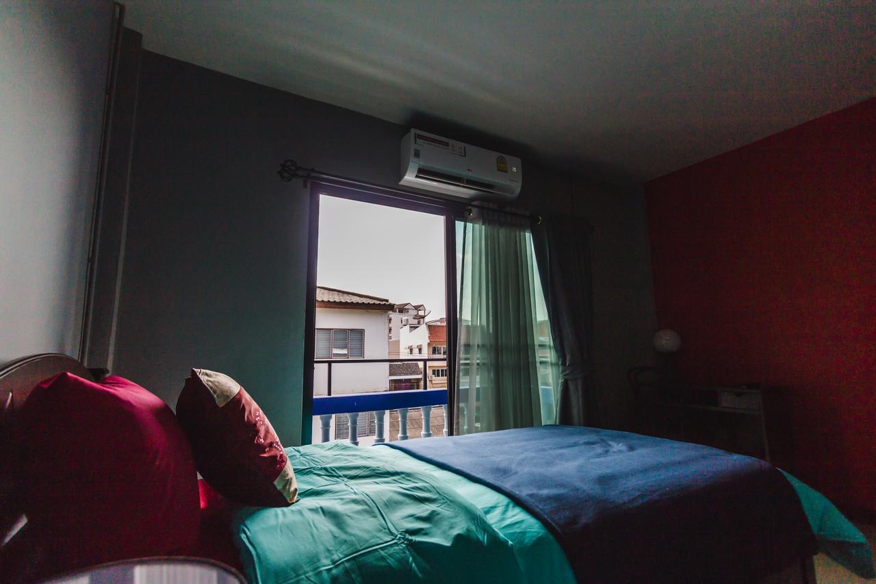 Chez Pom Hotel Csiangmaj Kültér fotó